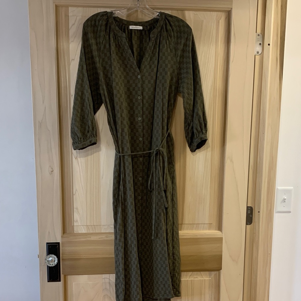 Neuflora Juneau Dress